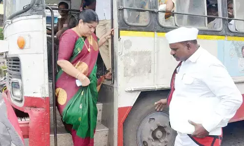 City Mayor Golagani Hari Venkata Kumari alighting from the bus to attend a programme in Visakhapatnam on Monday