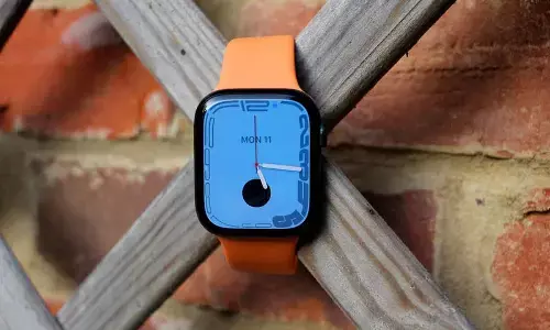 Apple Watch Series 8 likely to have larger display