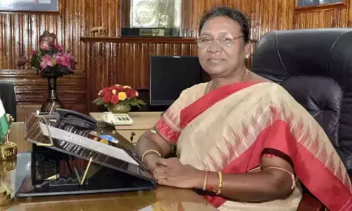 Droupadi Murmu visits Patna to seek support in presidential election