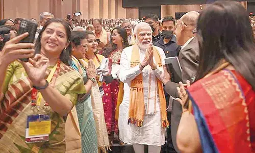 Prime Minister Narendra Modi at the inauguration of Akhil Bhartiya Shiksha Samagam on the implementation of National Education Policy-2022, in Varanasi on Thursday