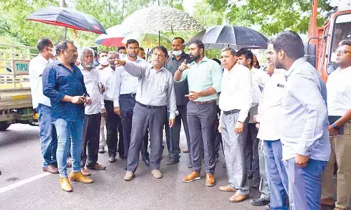 Special Chief Secretary Arvind Kumar inspects Formula E track