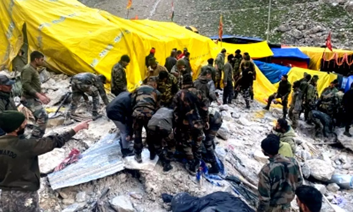 Amarnath Yatra temporarily suspended after 15 killed in cloudburst