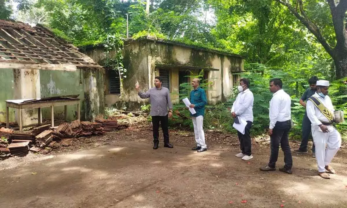 Collector Nishant Kumar visiting the site for proposed multi speciality  hospital on Saturday
