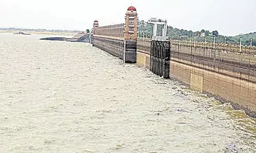 Water level continues to rise in Tungabhadra dam