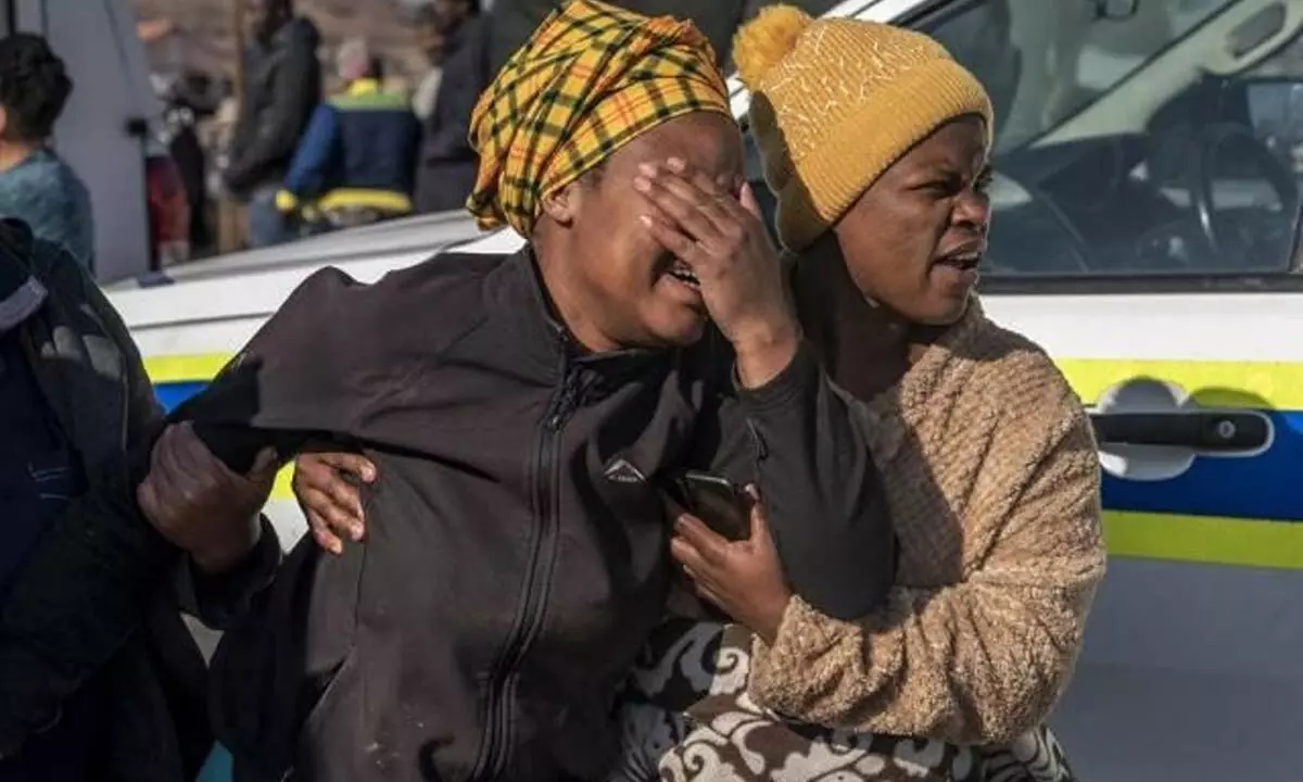15 killed in mass shooting at SA pub