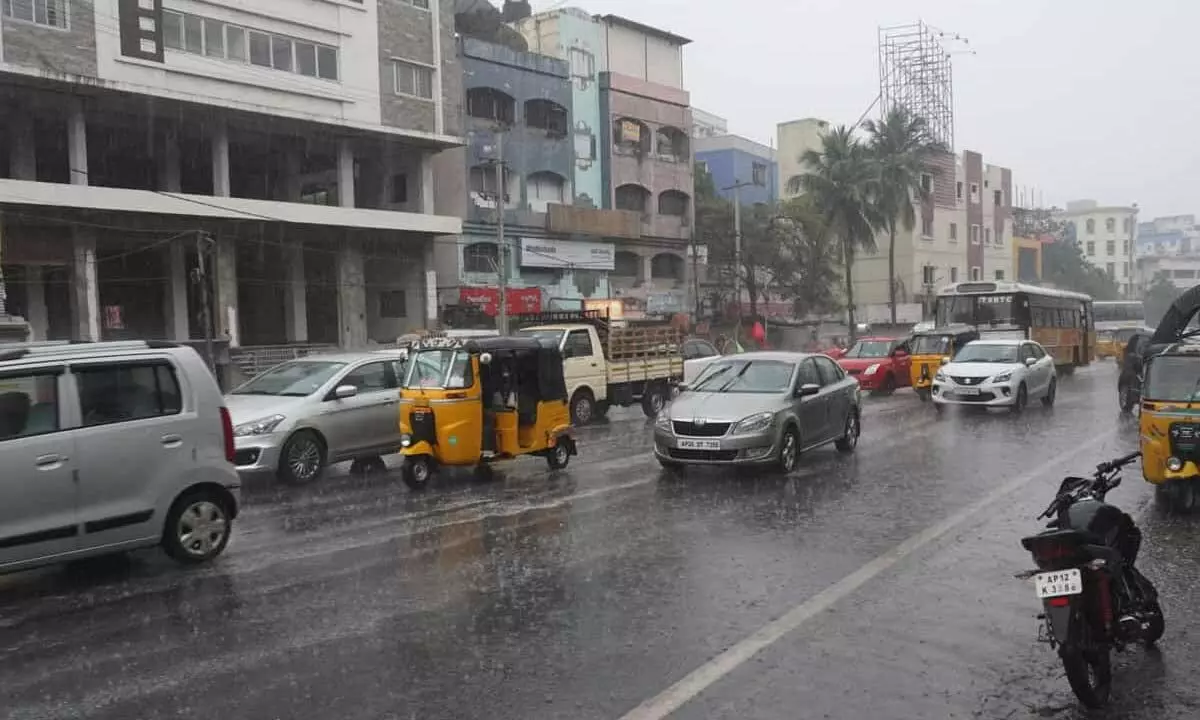 Rains lash Karimnagar for 3rd consecutive day