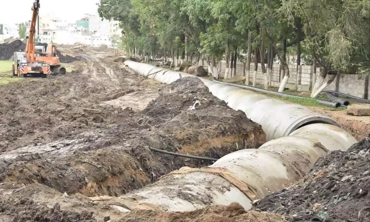 GHMC paces up monsoon works to prevent flooding in Tolichowki