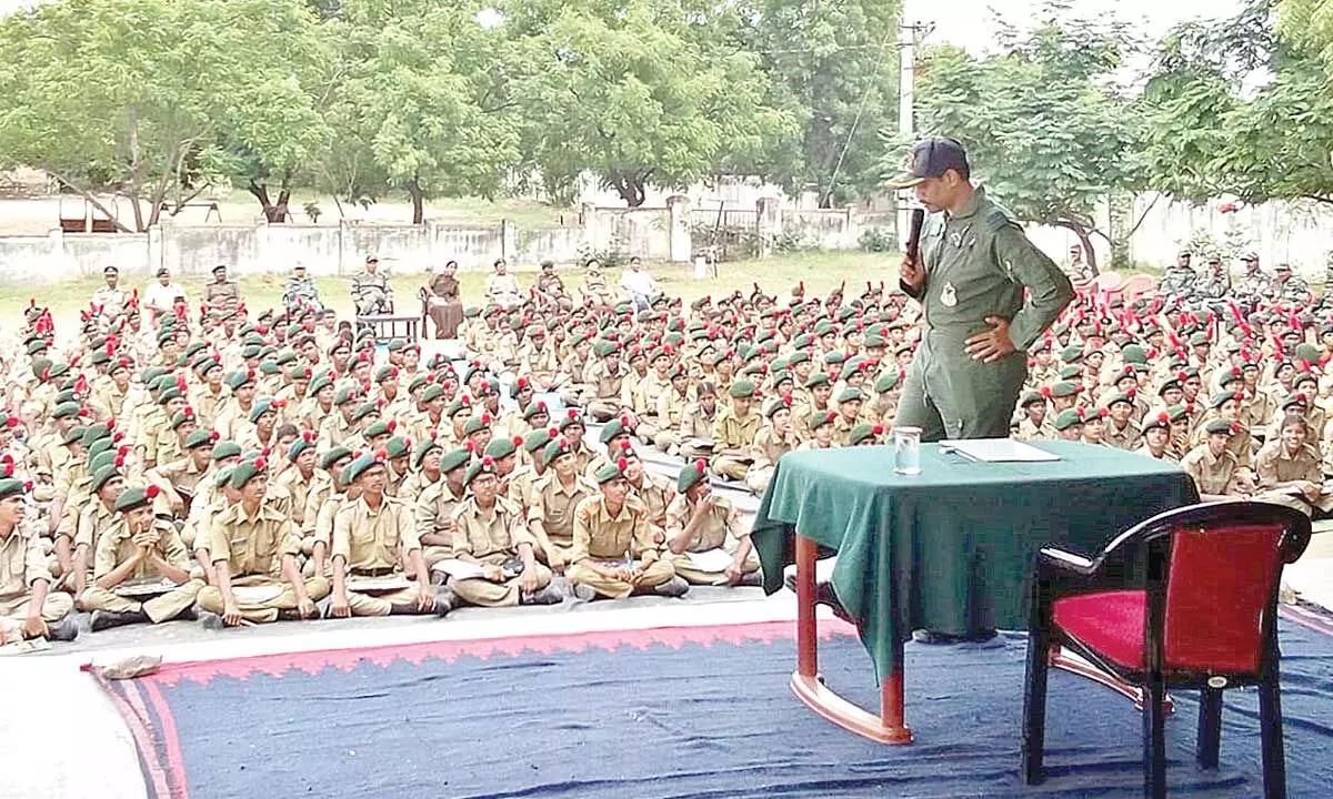 Wing Commander Chaitanya addressing NCC cadets at Brahmanapally