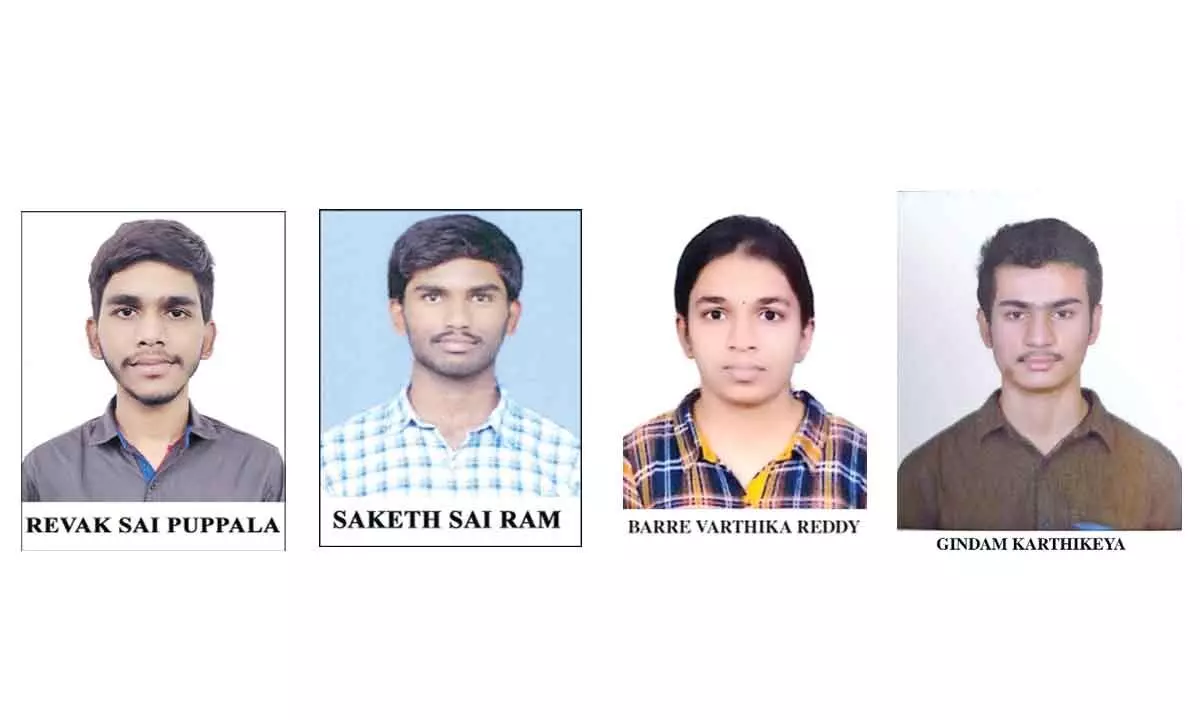 Warangal: SR students secure high marks in JEE