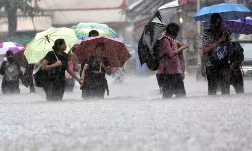 Rains clobber Maharashtra for 5th day running, toll rises to 87