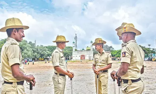 Idgah Maidan row: Mixed response to Chamarajpet bandh