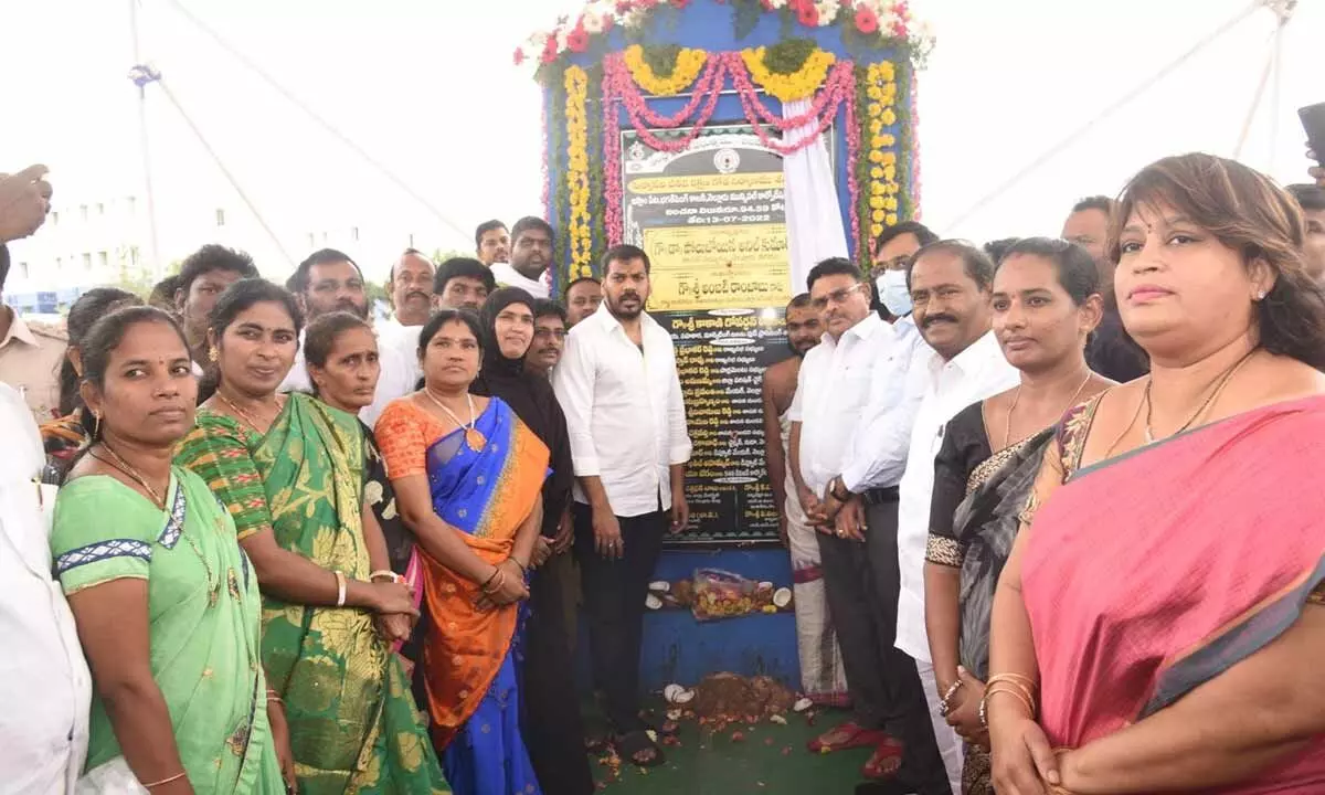 Water resources minister Ambati Rambabu laying foundation for the works of retaining wall in Nellore on Wednesday