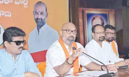 Aravind hits out at KCR for questioning PM Modi