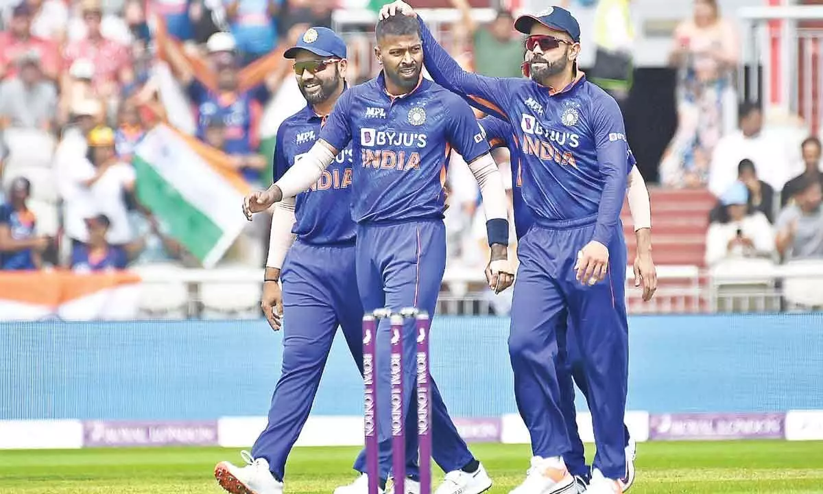Hardik takes four as India bowl out England for 259