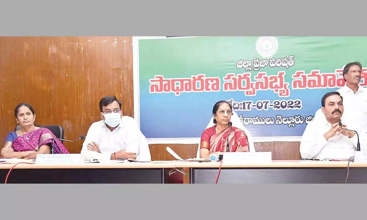 Agriculture Minister Kakani Govardhan Reddy addressing the Zilla Parishad general body meeting in Nellore on Sunday