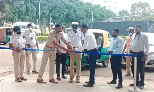 A new road that is fully made of plastic waste is inaugurated at Bellandur of Bengaluru (Twitter)