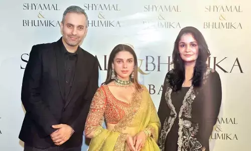 Aditi Rao Hydari launches wedding collection 2022 at Shyamal and Bhumikas store