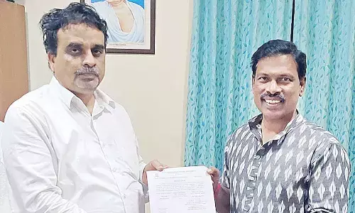 Mamidi Harikrishna awarded PhD