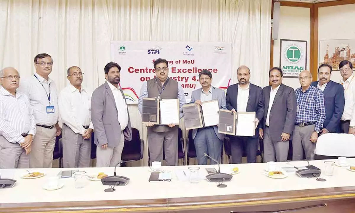 MoUs exchanged between RINL and STPI personnel for industry 4.0 CoE in Visakhapatnam on Monday