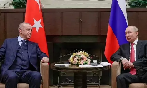 Russian President Vladimir Putin, right, and Turkish President Recep Tayyip Erdogan. (Photo | AP)