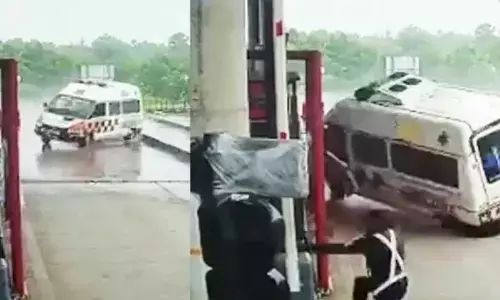 Patient, three kin die as ambulance crashed into toll plaza in Udupi