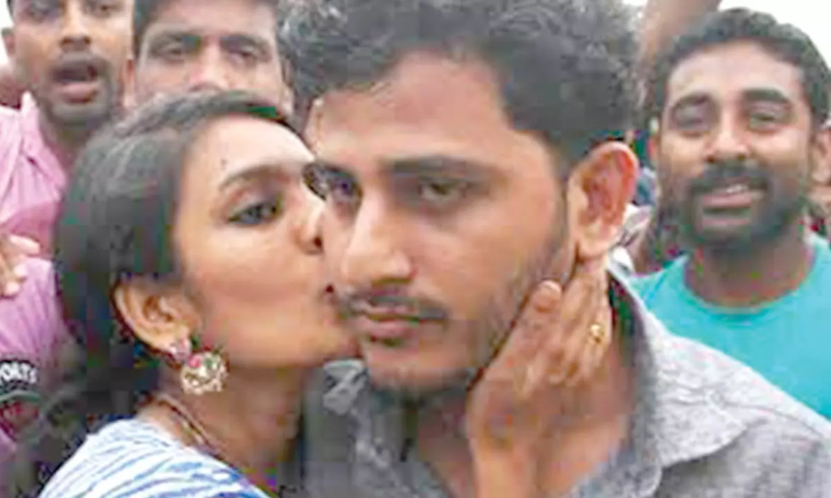 Lip-lock contest: 8 students booked