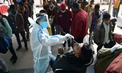 US Covid-19 cases surpass 90 million US Covid-19 cases surpass 90 million