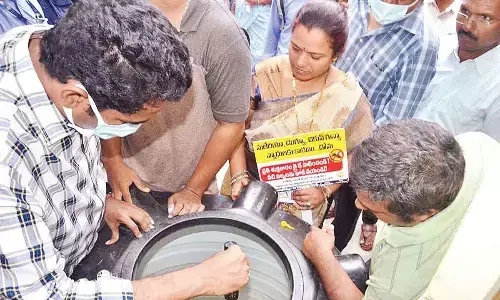 GVMC Commissioner G Lakshmisha creating awareness on maintaining Dry Day among people in Visakhapatnam on Friday