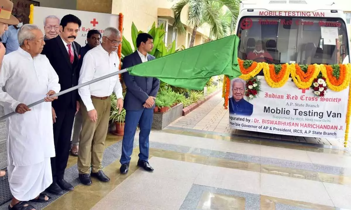 Governor Biswa Bhusan Harichandan flagging off the blood collection vans of Indian Red Cross Society at Raj Bhavan in Vijayawada on Saturday