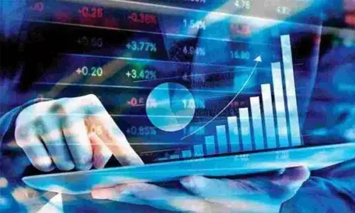 Options data points to higher bands