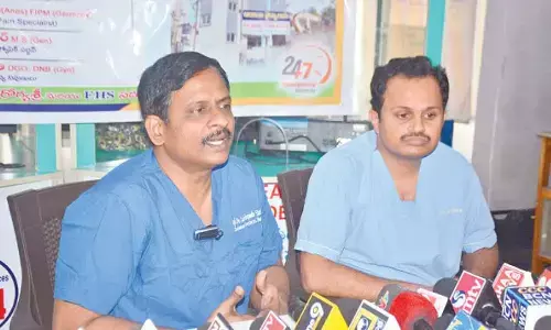 Dr Subbaraidu  and Dr DS Aruna Kumar speaking to the media in Rajamahendravaram on Sunday