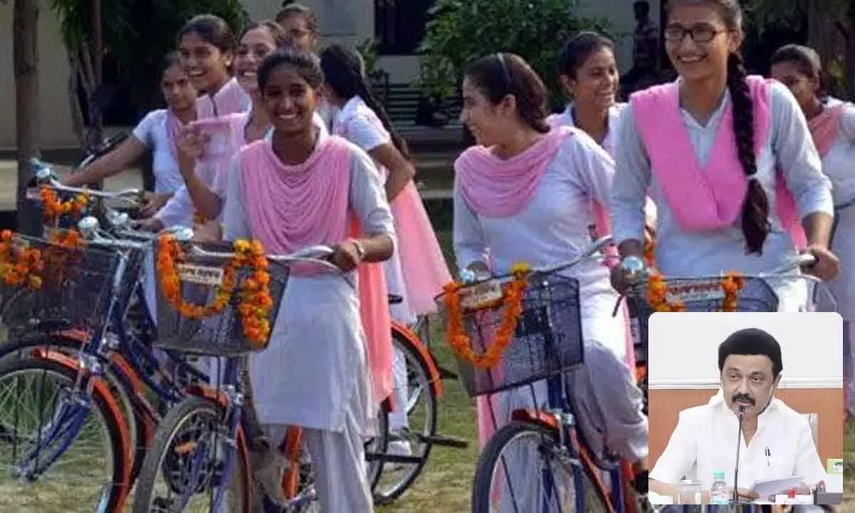 Tamil Nadu begins distribution of bicycles to 6.35 lakh Class 11 students at Rs 323 cr