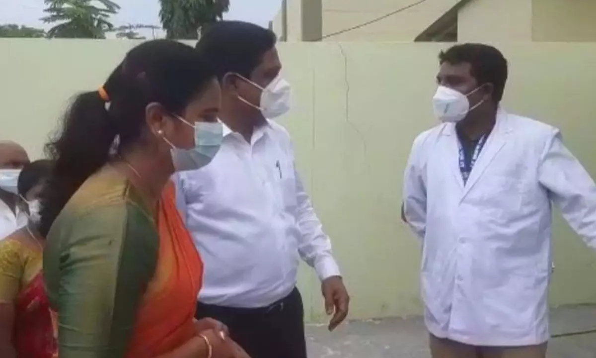 Medical and Health Minister Vidadala Rajini and Principal Secretary of Medical and Health department MT Krishna Babu visiting the 100-bed hospital in Chilakaluripet town on Tuesday