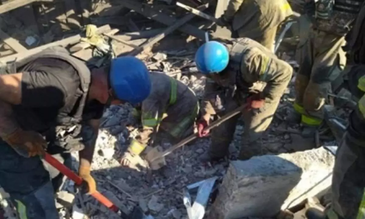 One killed, 4 injured in Russian shelling in Ukraines Donetsk Oblast