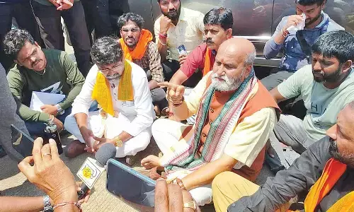 Sri Ram Sene chief stopped from entering DK