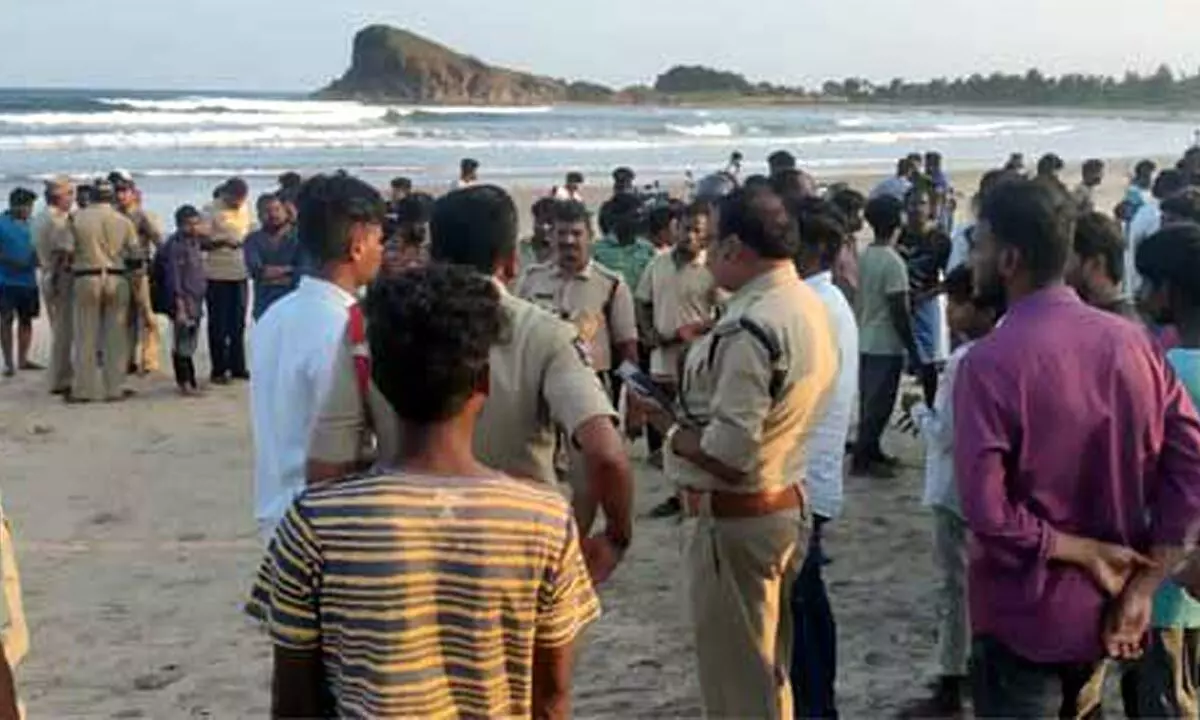 3 bodies fished out of Pudimadaka beach, rescue operation on