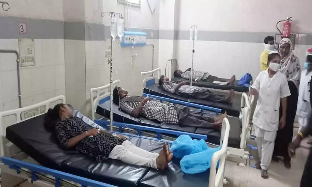 30 students from KGBV hospitalised due to food poisoning in Adliabad