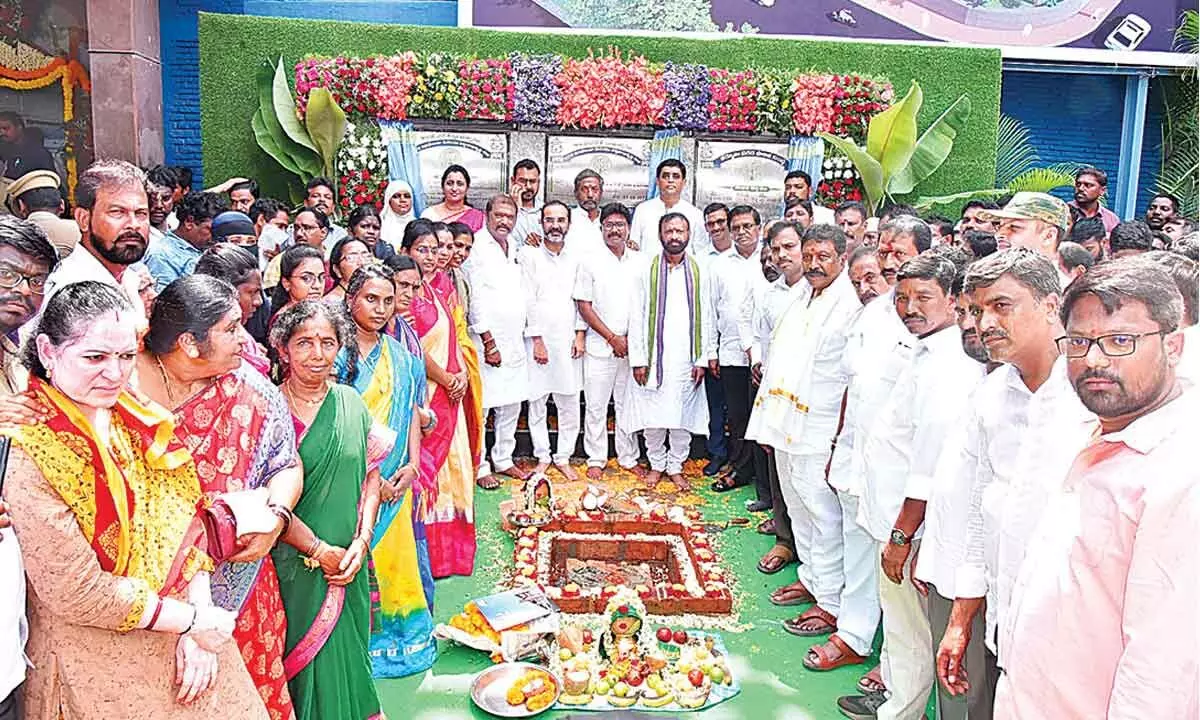 The ministers perform bhumi puja for the construction of new municipal office building in Kurnool.