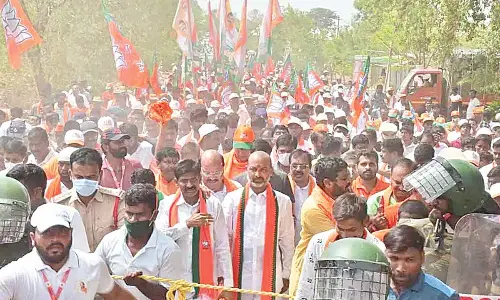 Bandi Sanjay Kumar’s 3rd phase of Sangrama yatra begins at Yadadri today