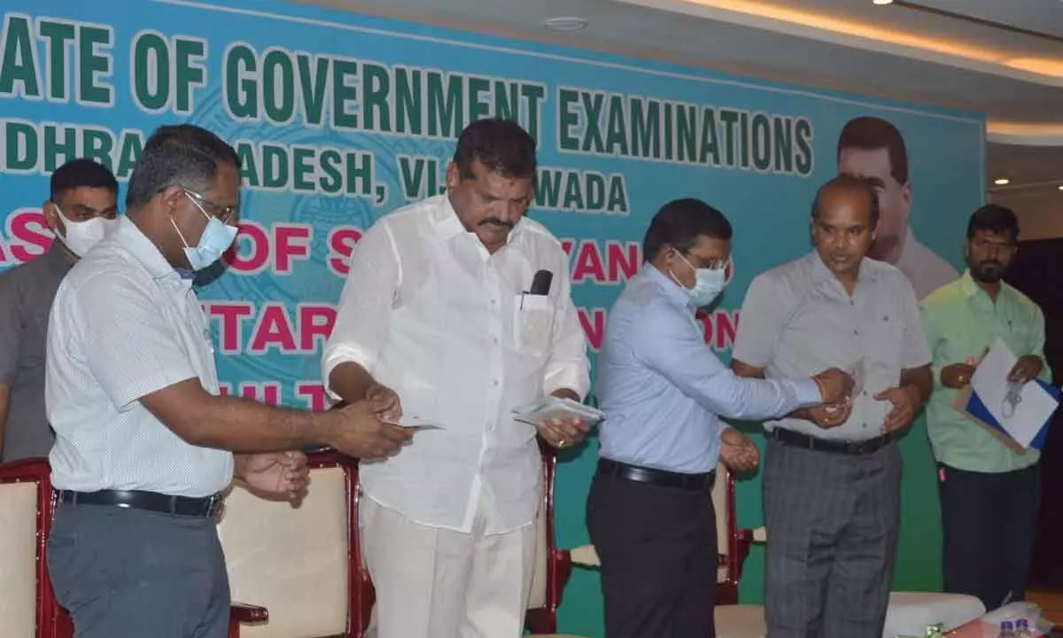 Minister for Education, Botsa Satyanarayana.and officials Releasing a    SSC Advanced Supplementary & Betterment Examinations. results in Vijayawada on Wednesday  ( Hans photo Ch Venkata Mastan )
