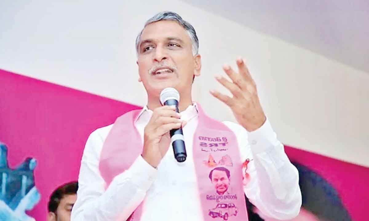 Harish Rao ridicules comments of Shekhawat on Kaleshwaram project