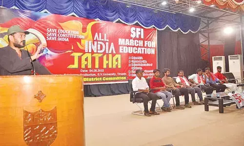 SFI national president Saanu addressing at Senate Hall in SV University on Thursday