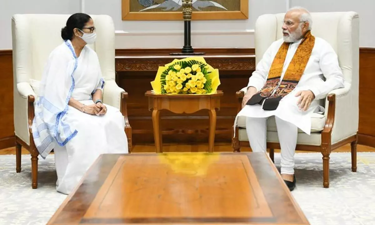 West Bengal Chief Minister Mamata Banerjee and Prime Minister Narendra Modi