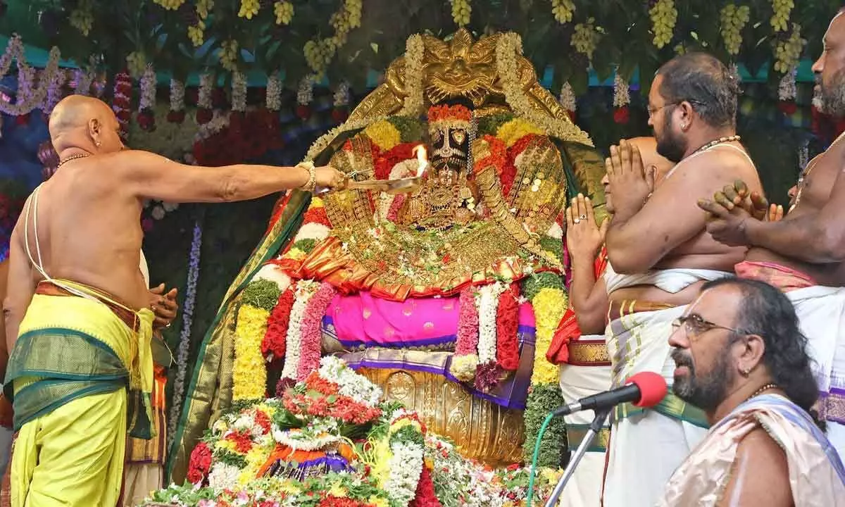 Priests performing Varalakshmi Vratham at Goddess Padmavathi temple at Tiruchanur on Friday