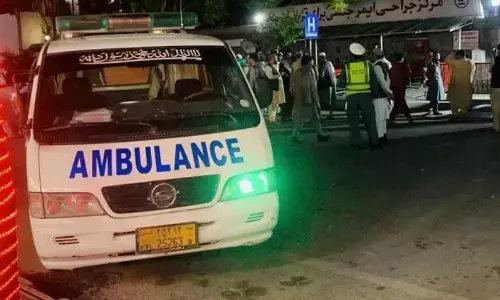 Eight killed in bomb blast in Kabuls Shia neighbourhood