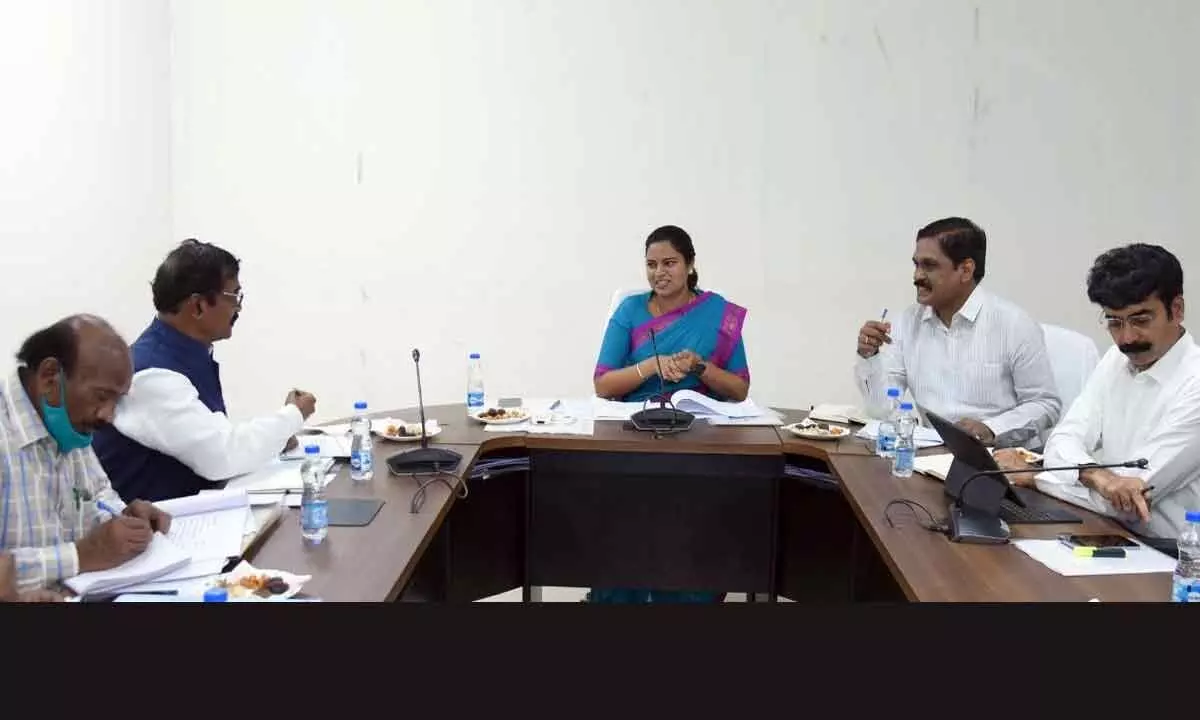 Minister for health  and family welfare Vidadala Rajini holds a review with officials at the Secretariat on Monday