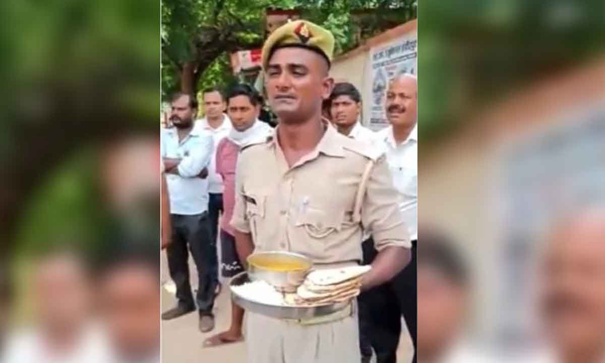 Watch The Trending Video Of UP Constable Crying Over Poor Food Quality