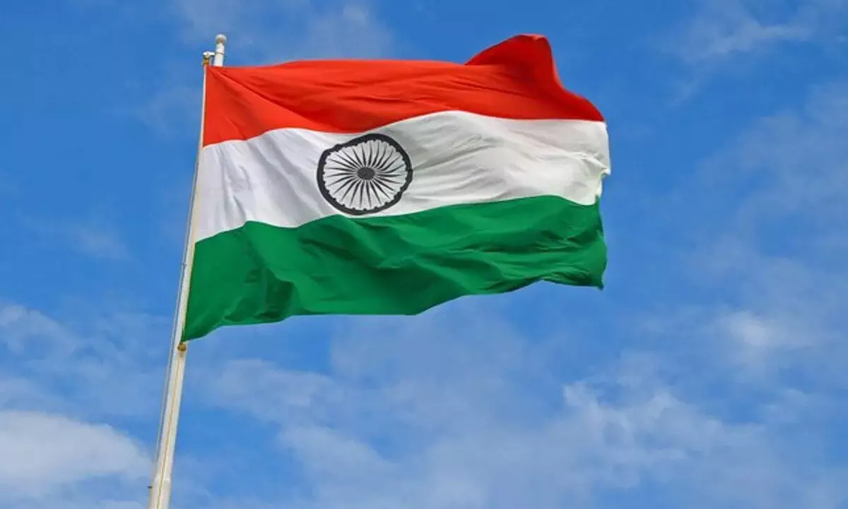 Just 2 days to go for Independence Day, many city dwellers yet to get National Flag