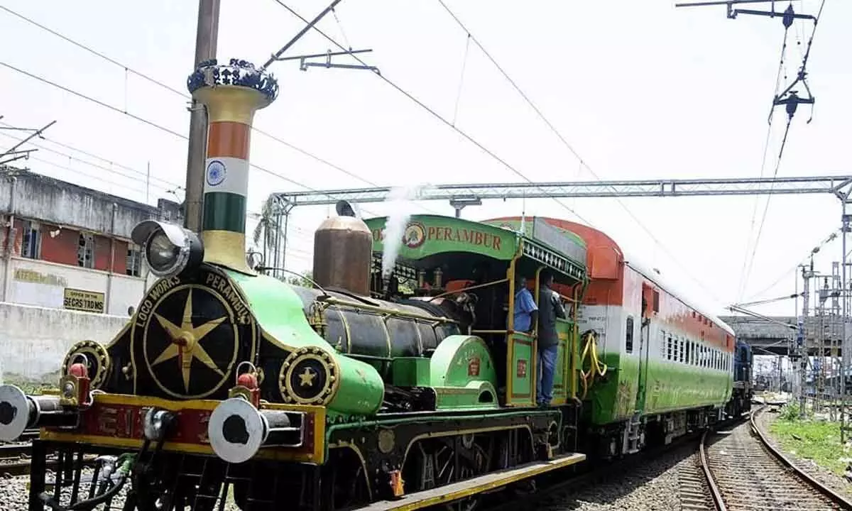 Railways Celebrate Indias Independence Day by Running an oldest British India Train
