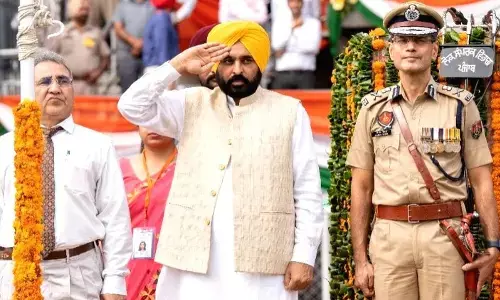 Punjab CM asks people to join hands, wage war against social maladies